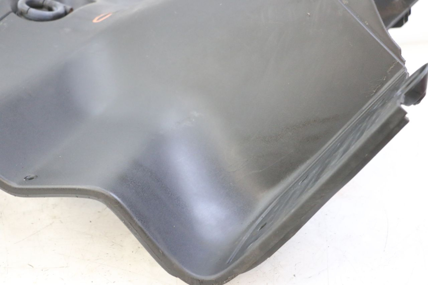 photo de TAPA FRONTAL INTERIOR PIAGGIO X8 125 (2004 - 2007)