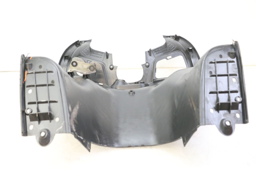 photo de TAPA FRONTAL INTERIOR PIAGGIO X8 125 (2004 - 2007)