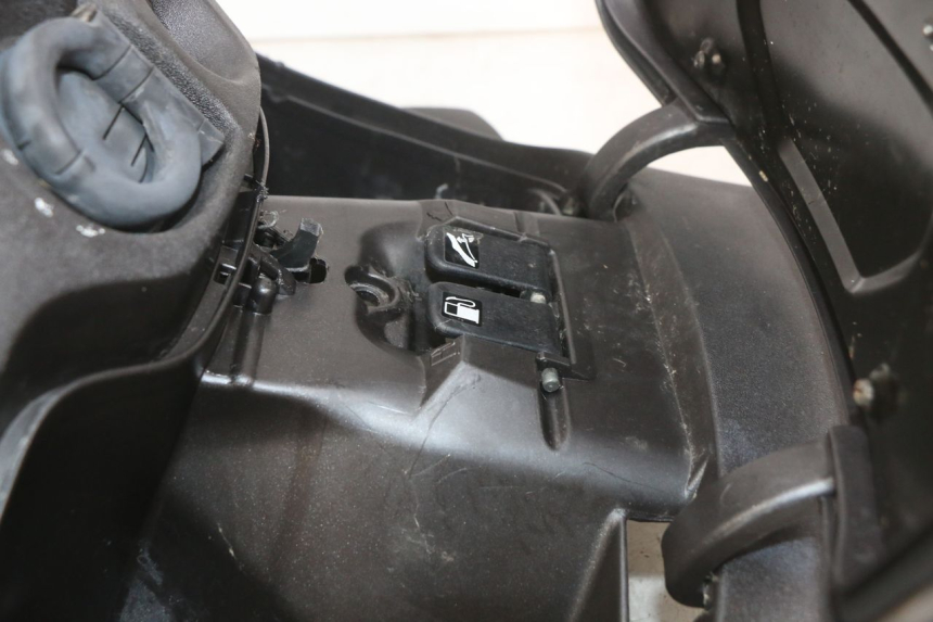 photo de PANEL INTERIOR PIAGGIO X9 EVOLUTION 125 (2003 - 2007)