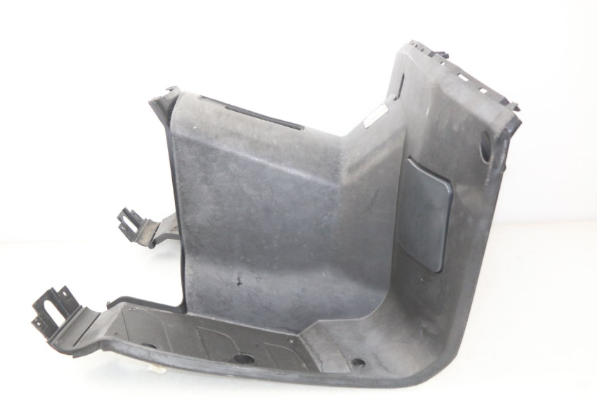 photo de TAPA FRONTAL INTERIOR RAZZO STEED 125 (2012 - 2018)