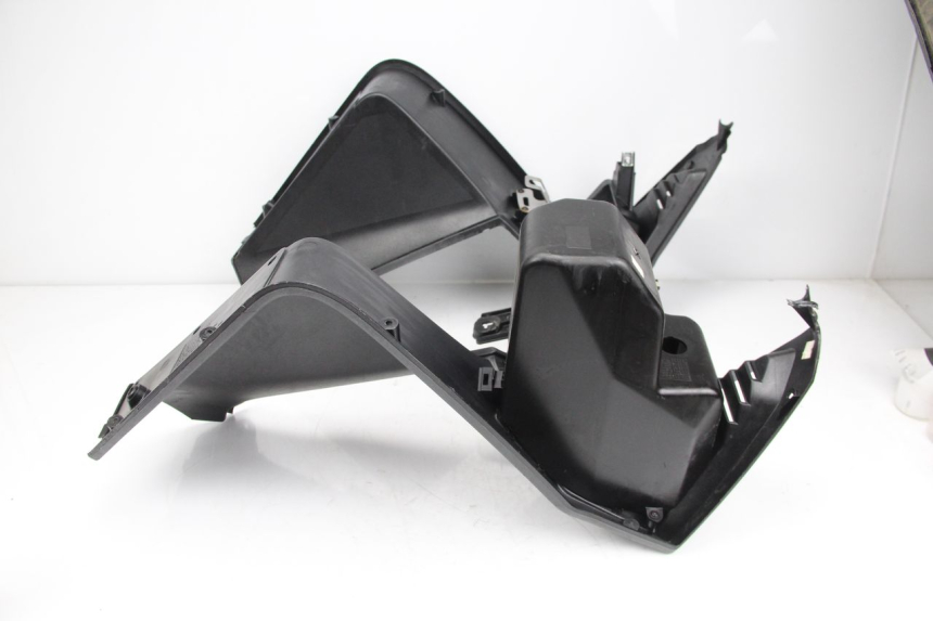 photo de TAPA FRONTAL INTERIOR PEUGEOT SATELIS 125 (2013 - 2018)
