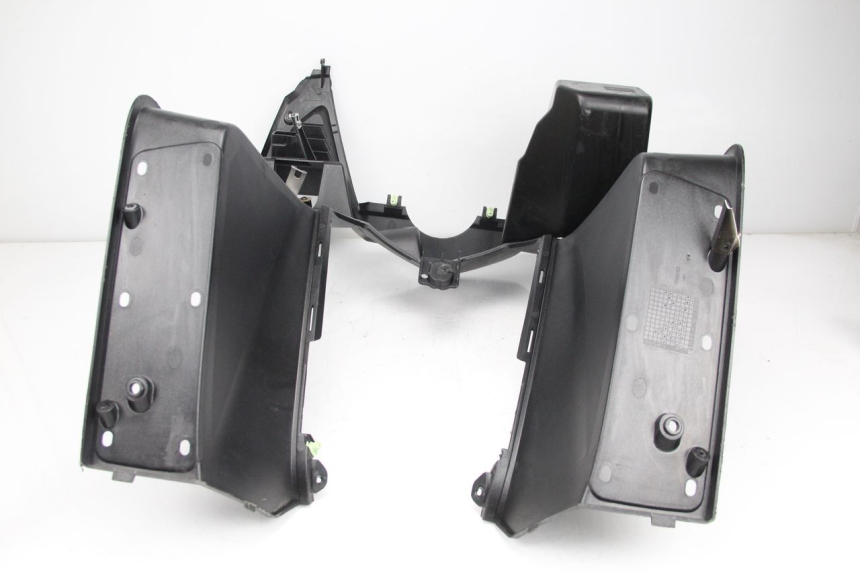 photo de TAPA FRONTAL INTERIOR PEUGEOT SATELIS 125 (2013 - 2018)