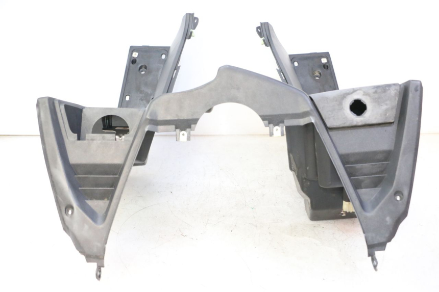 photo de TAPA FRONTAL INTERIOR PEUGEOT SATELIS 125 (2013 - 2018)