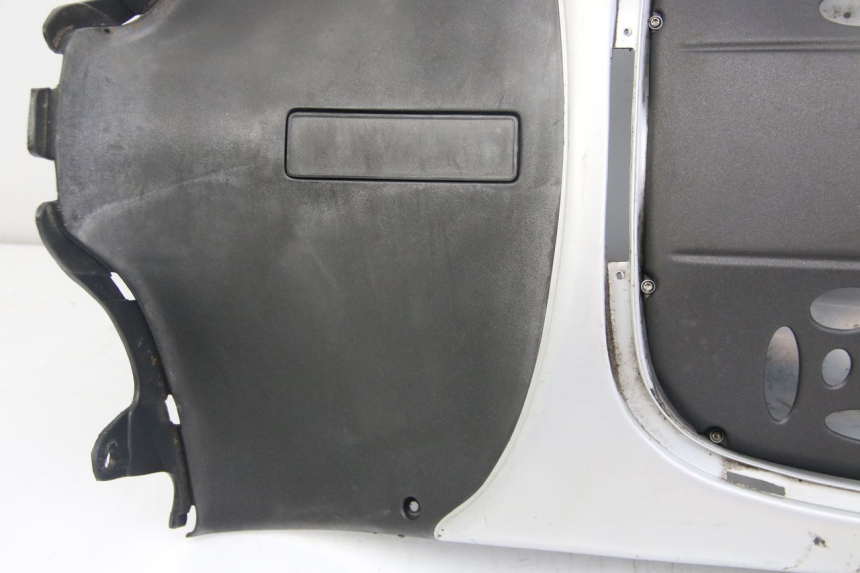 photo de PANEL INTERIOR APRILIA SCARABEO 4T 50 (2009 - 2017)
