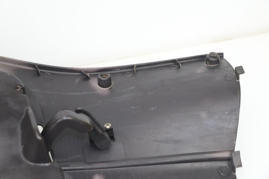 photo de TAPA FRONTAL INTERIOR APRILIA SPORT CITY SPORTCITY 125 (2005 - 2008)