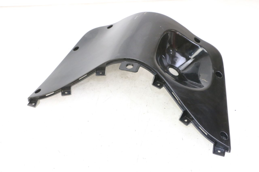 photo de TAPA FRONTAL SUPERIOR DAELIM BESBI 125 (2007 - 2008)