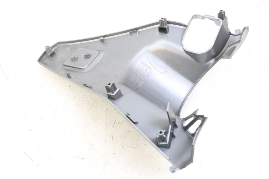 photo de TAPA FRONTAL SUPERIOR HONDA SH i 300 (2015 - 2020)