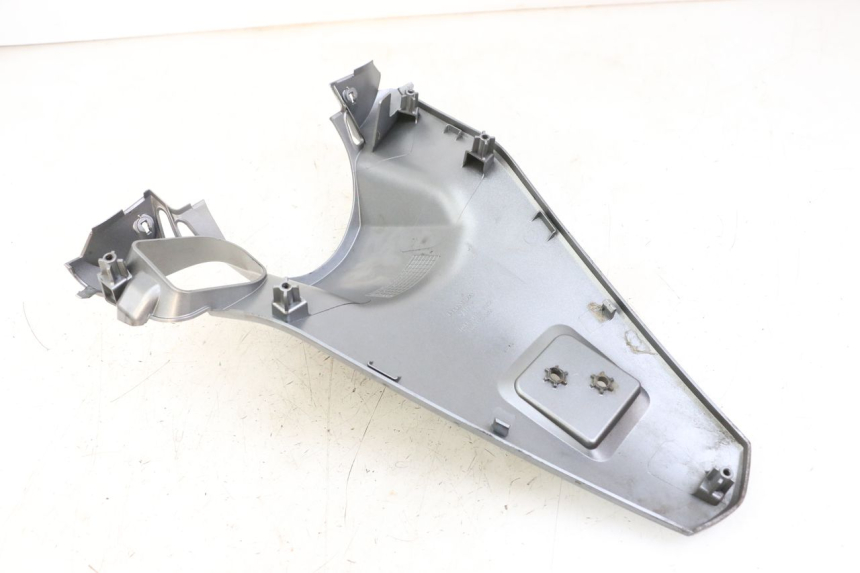 photo de TAPA FRONTAL SUPERIOR HONDA SH i 300 (2015 - 2020)