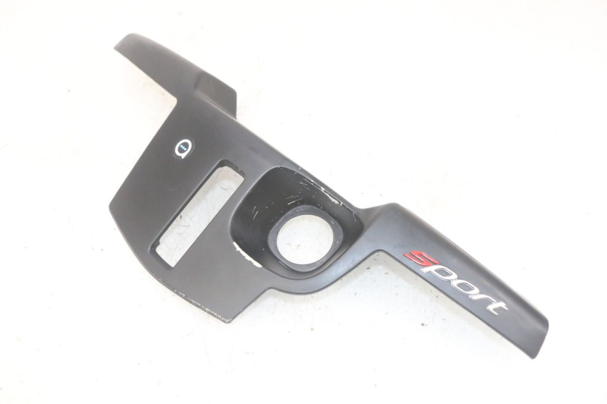 photo de TAPA FRONTAL SUPERIOR PIAGGIO MP3 HPE 300 (2019 - 2026) - Vista general del producto