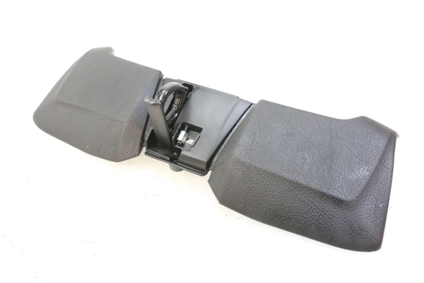 photo de PANEL INTERIOR SUPERIOR PIAGGIO MP3 500 (2014 - 2016)