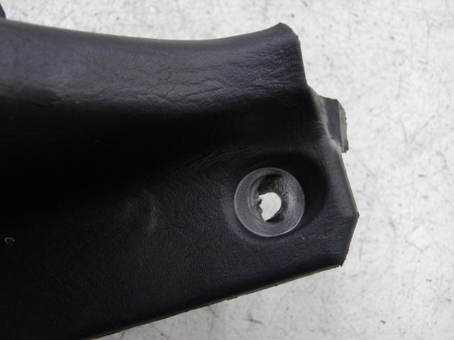 photo de TAPA FRONTAL SUPERIOR SUZUKI BURGMAN EXECUTIVE 650 (2008 - 2010)