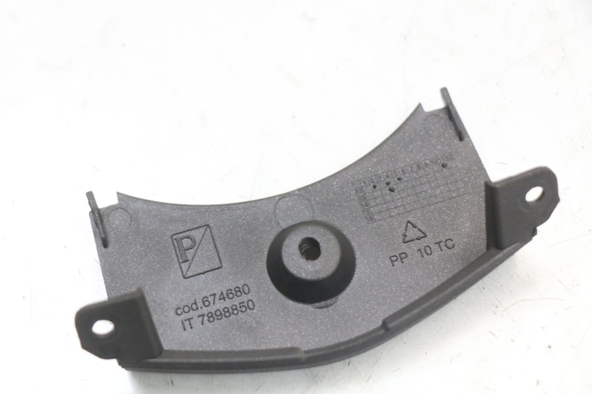 photo de PANEL INTERIOR SUPERIOR PIAGGIO X10 125 (2012 - 2017)