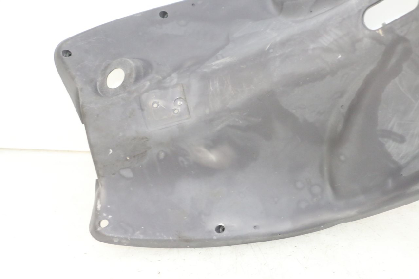 photo de TAPA FRONTAL INTERIOR PEUGEOT VIVACITY 100 (1999 - 2008) - Ángulo de visión alternativo