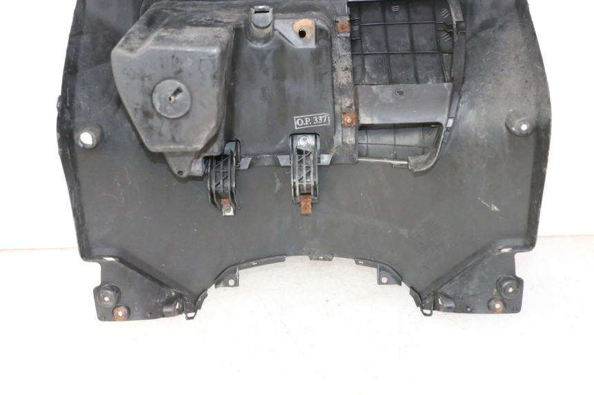 photo de PANEL INTERIOR YAMAHA X-MAX XMAX 250 (2006 - 2009)