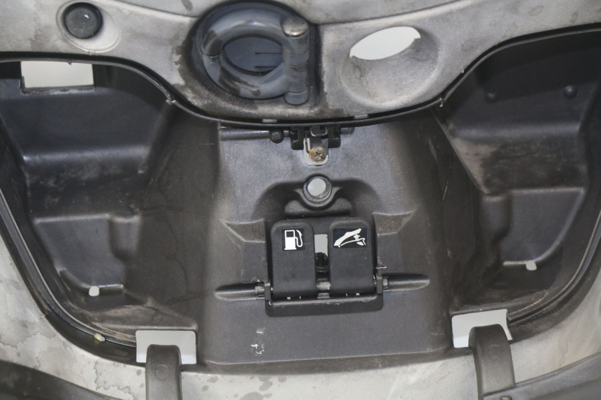 photo de PANEL INTERIOR PIAGGIO X9 EVOLUTION 125 (2003 - 2007)