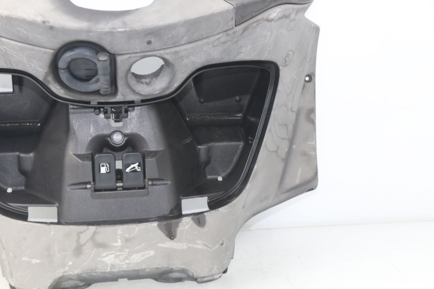 photo de PANEL INTERIOR PIAGGIO X9 125 (2000 - 2003)