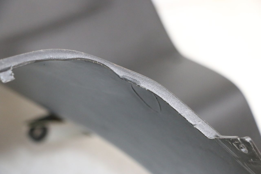 photo de TAPA FRONTAL INTERIOR PIAGGIO XEVO - X EVO 125 (2007 - 2016) - Otra perspectiva