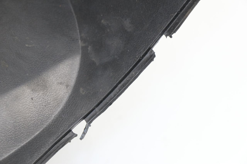 photo de TAPA FRONTAL INTERIOR YIYING YY T POWER MAX 125 (2006 - 2016)