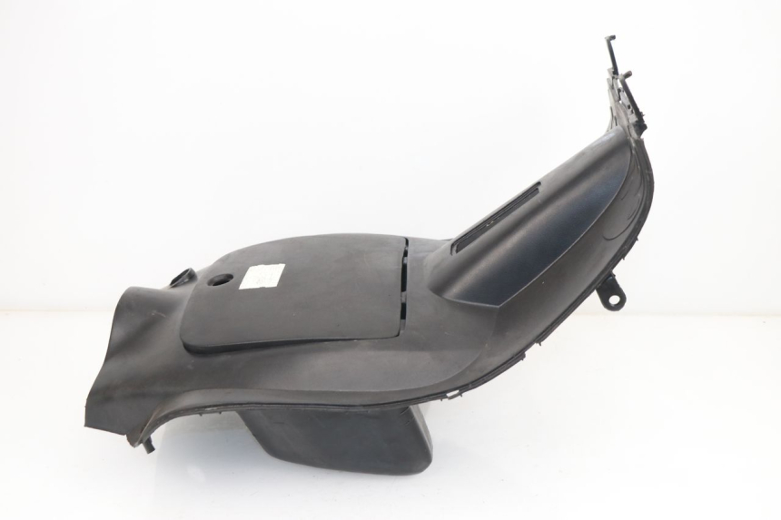 photo de TAPA FRONTAL INTERIOR YIYING YY T POWER MAX 125 (2006 - 2016)