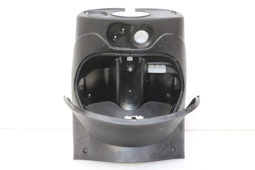 photo de PANEL INTERIOR PIAGGIO ZIP 4T 50 (2018 - 2020) - Detalles de los puntos de fijación