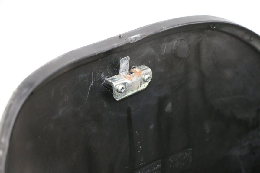 photo de PANEL INTERIOR PIAGGIO ZIP 4T 50 (2018 - 2020) - Zoom estado de uso