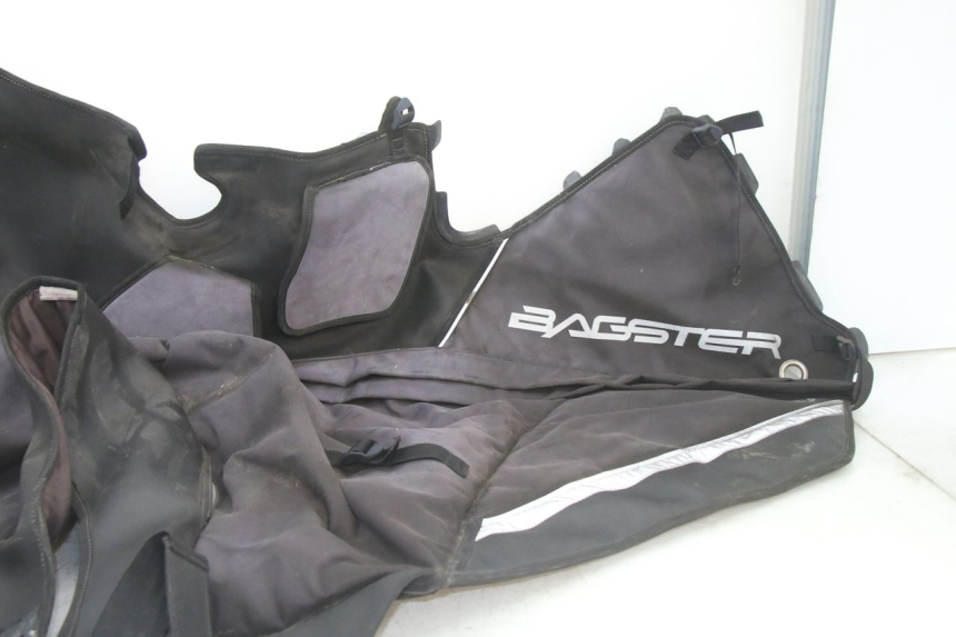 photo de CUBREPIERNAS SUZUKI BURGMAN 125 (2018 - 2021) - Zoom estado de uso