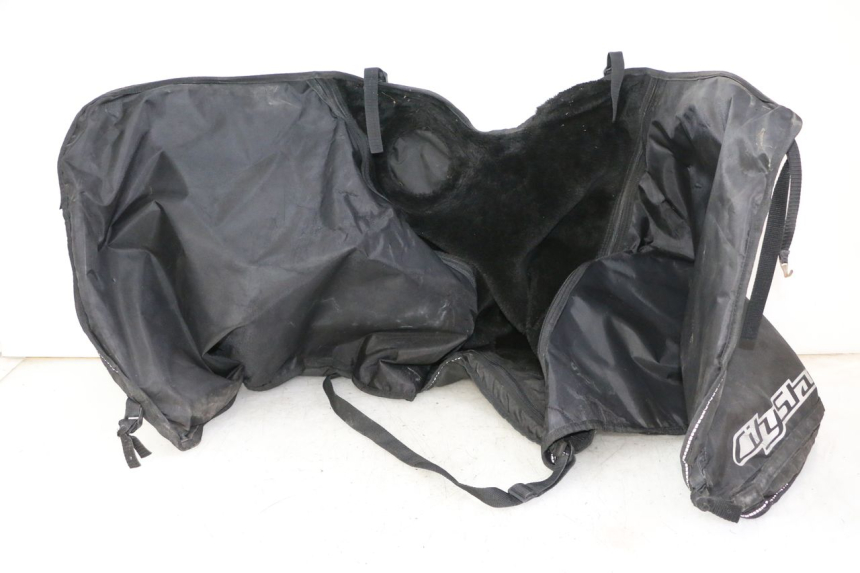 photo de CUBREPIERNAS PEUGEOT CITYSTAR 50 (2013 - 2017)