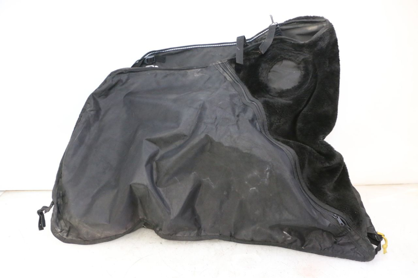 photo de CUBREPIERNAS PEUGEOT CITYSTAR 50 (2013 - 2017)