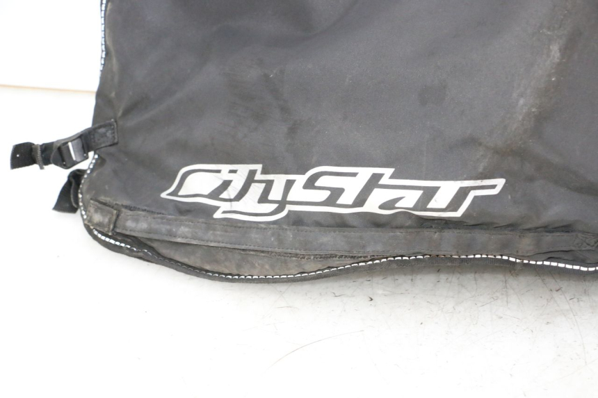 photo de CUBREPIERNAS PEUGEOT CITYSTAR 50 (2013 - 2017)