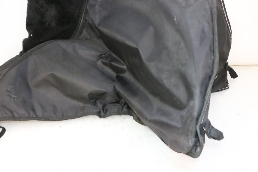 photo de CUBREPIERNAS PEUGEOT CITYSTAR 50 (2013 - 2017)