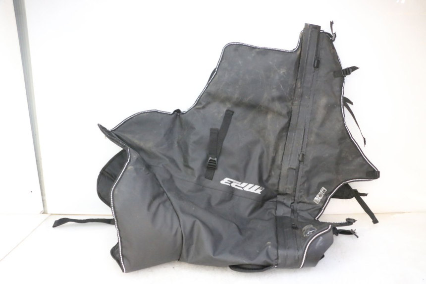 photo de CUBREPIERNAS PIAGGIO MP3 HPE 310 (2024 - 2025)