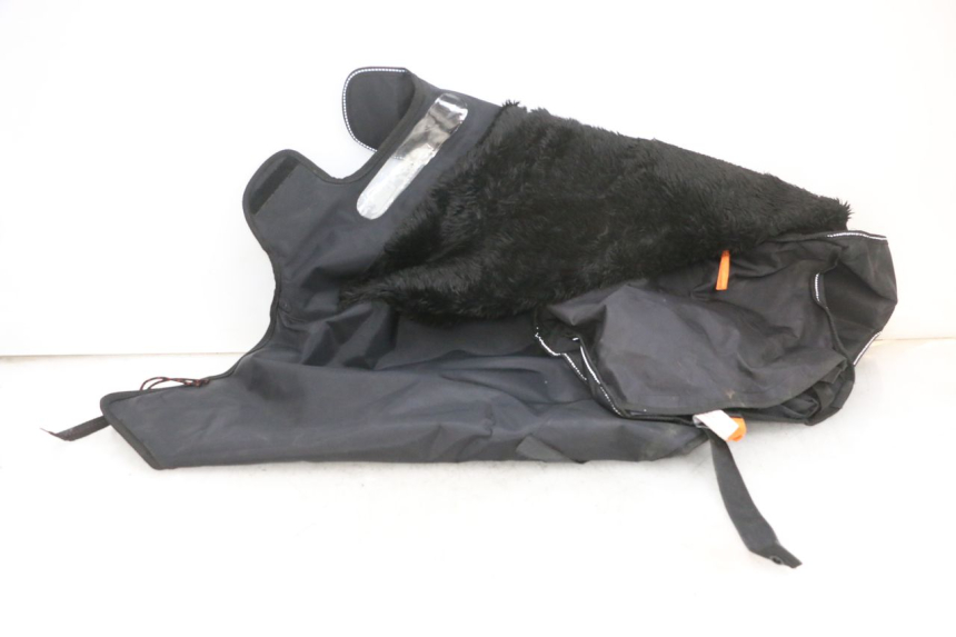 photo de CUBREPIERNAS PIAGGIO MP3 500 (2016 - 2018) - Vista general del producto