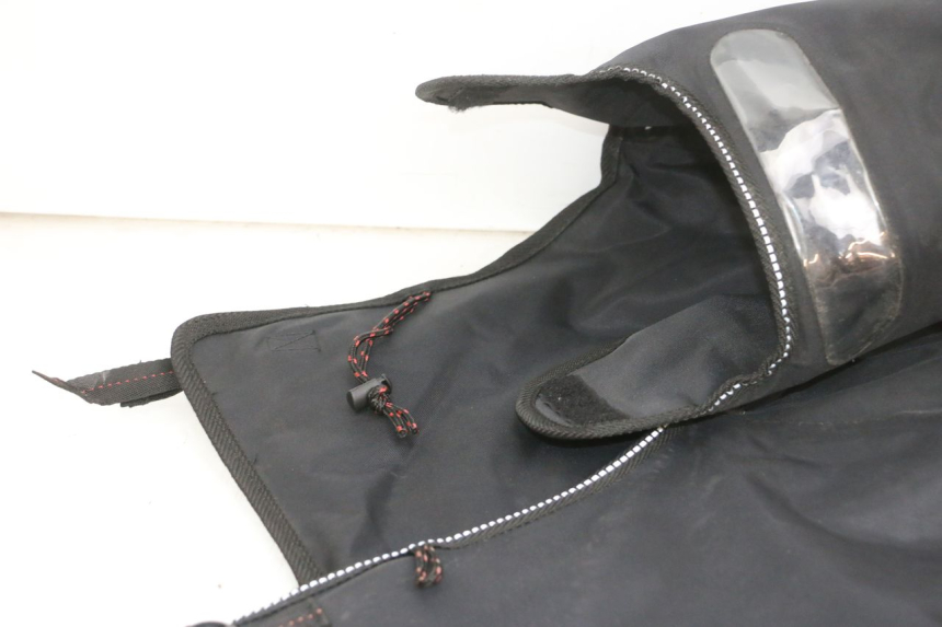 photo de CUBREPIERNAS PIAGGIO MP3 500 (2016 - 2018) - Marcados y referencias originales