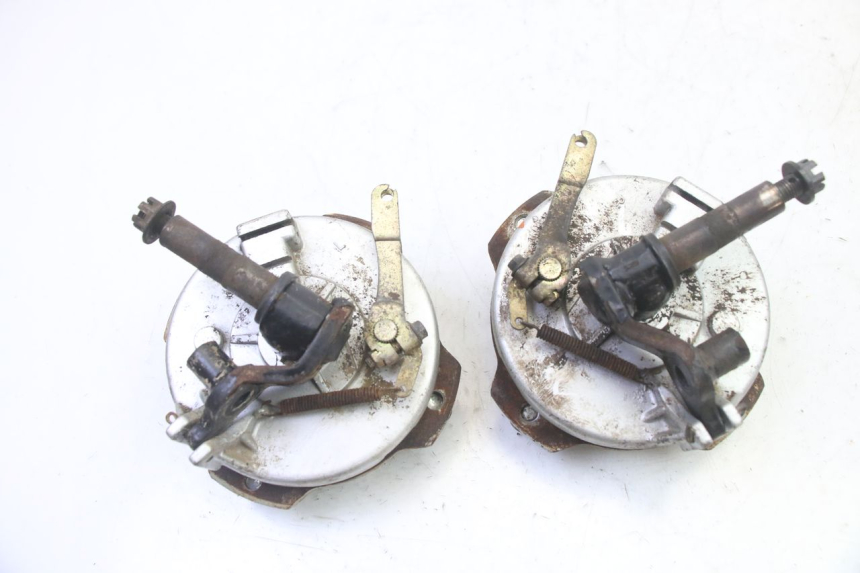 photo de FRENO TAMBOR DELANTERO HYTRACK S 150 (2003 - 2011)