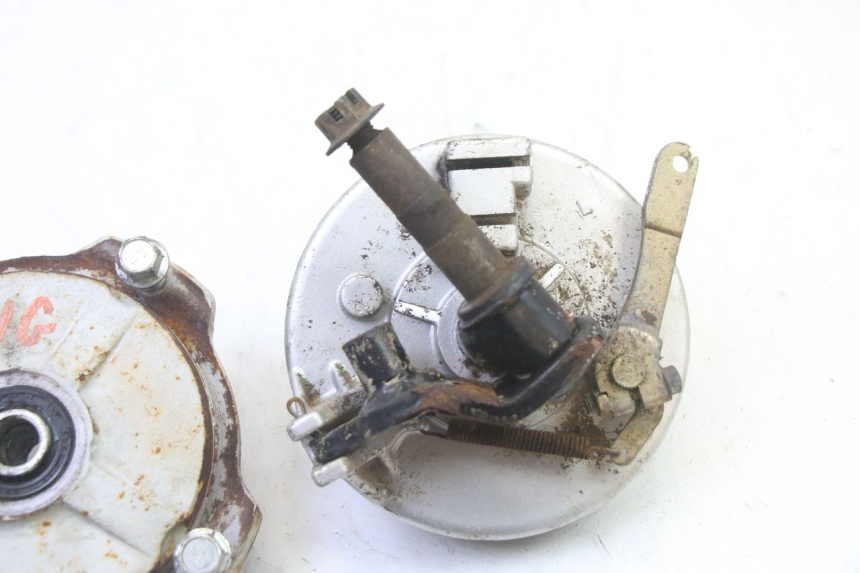 photo de FRENO TAMBOR DELANTERO HYTRACK S 150 (2003 - 2011)