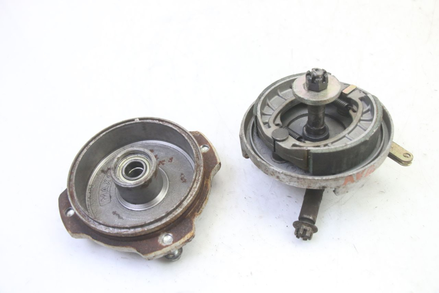 photo de FRENO TAMBOR DELANTERO HYTRACK S 150 (2003 - 2011)