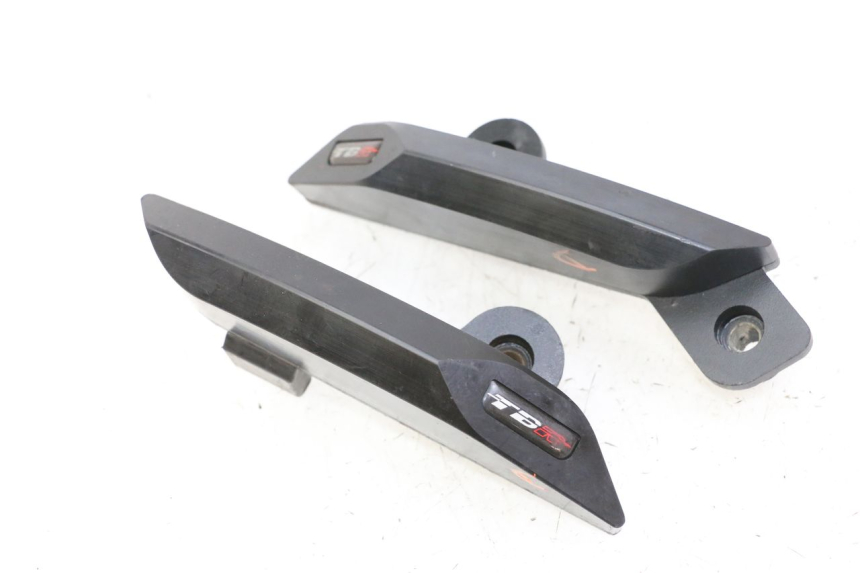 photo de PROTECTORES MOTORE SUZUKI GSR 750 (2011 - 2017)