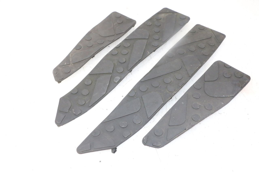 photo de ALFOMBRA DE PASO KYMCO DINK STREET 125 (2009 - 2014)