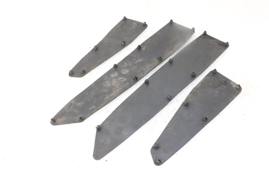 photo de ALFOMBRA DE PASO KYMCO DINK STREET 125 (2009 - 2014)