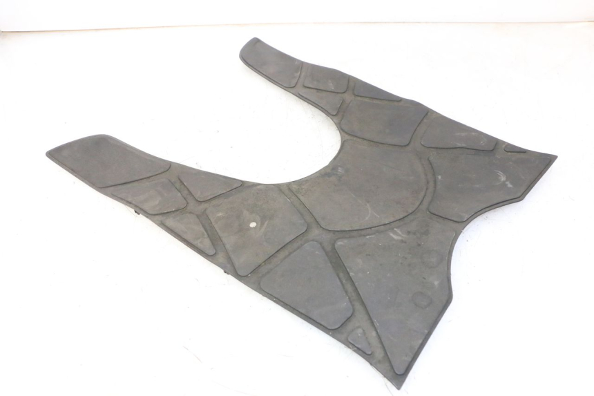 photo de TAPA REPOSAPIES GOMMA KYMCO GRAND DINK 125 (2002 - 2007)