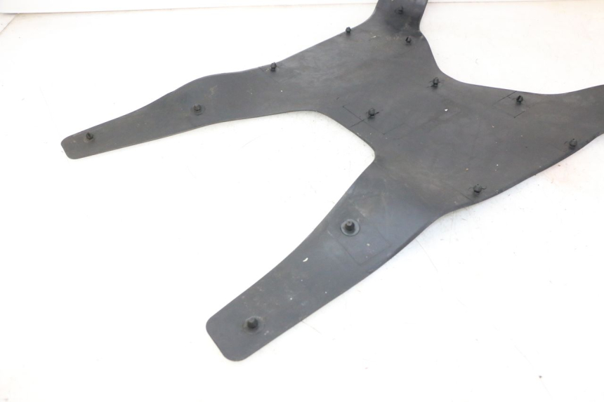 photo de TAPA REPOSAPIES GOMMA DAELIM HISTORY 125 (2001 - 2002) - Vista general del producto