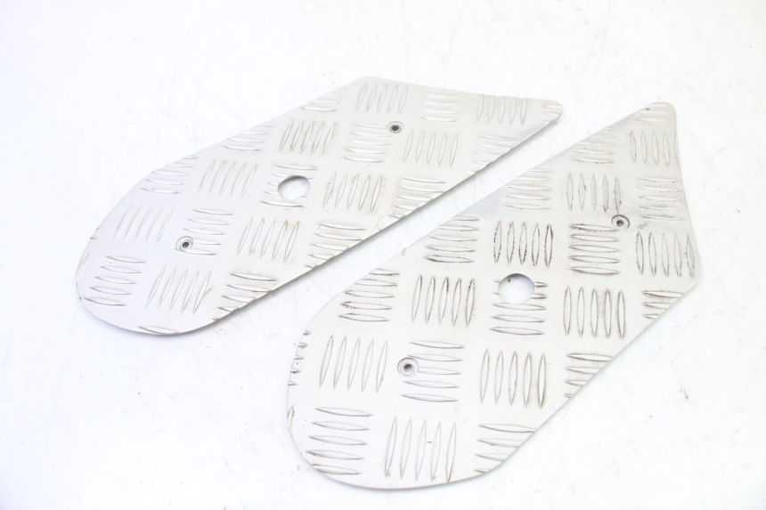 photo de ALFOMBRA PARA PISOS PEUGEOT KISBEE 4T 50 (2018 - 2022)