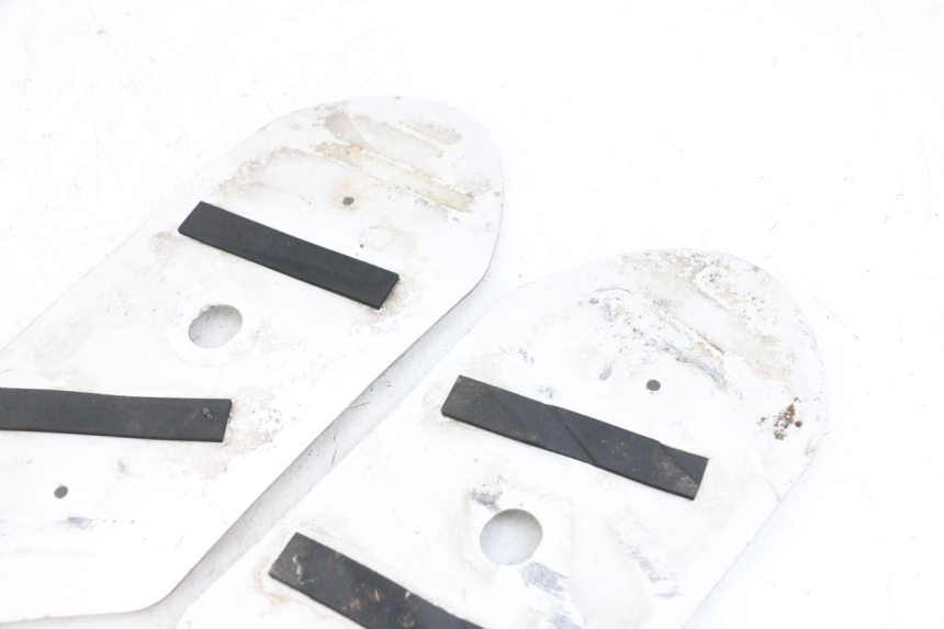 photo de ALFOMBRA PARA PISOS PEUGEOT KISBEE 4T 50 (2018 - 2022) - Zoom estado de uso