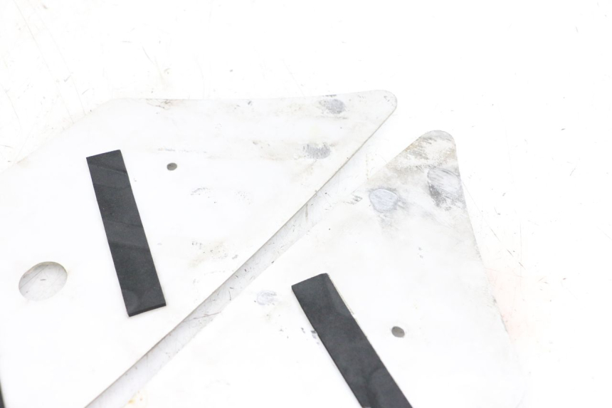 photo de ALFOMBRA PARA PISOS PEUGEOT KISBEE 4T 50 (2018 - 2022) - Zoom estado de uso