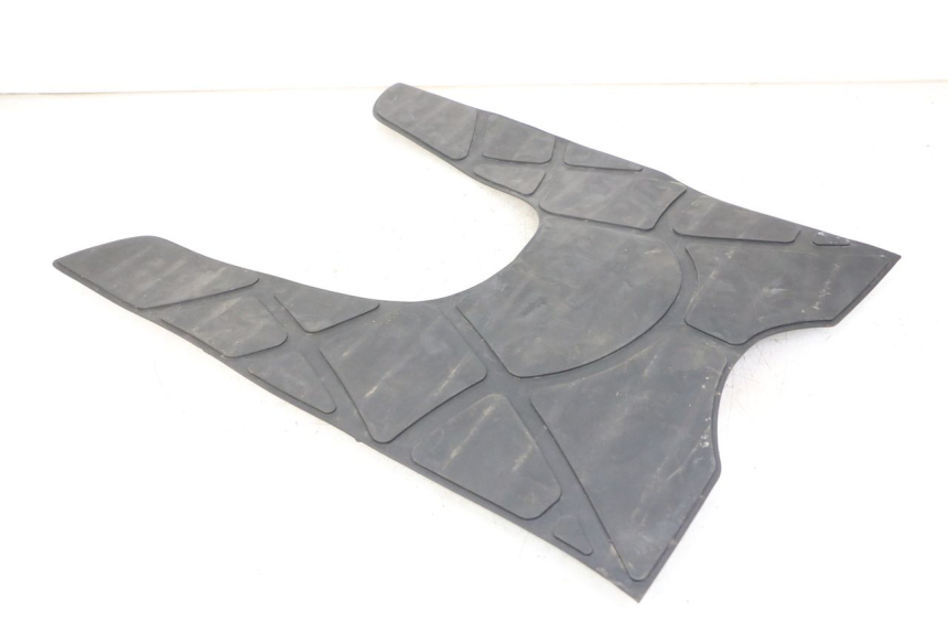 photo de TAPA REPOSAPIES GOMMA KYMCO GRAND DINK 125 (2008 - 2014)