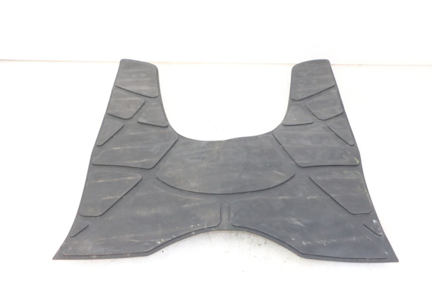 photo de TAPA REPOSAPIES GOMMA KYMCO GRAND DINK 125 (2008 - 2014)