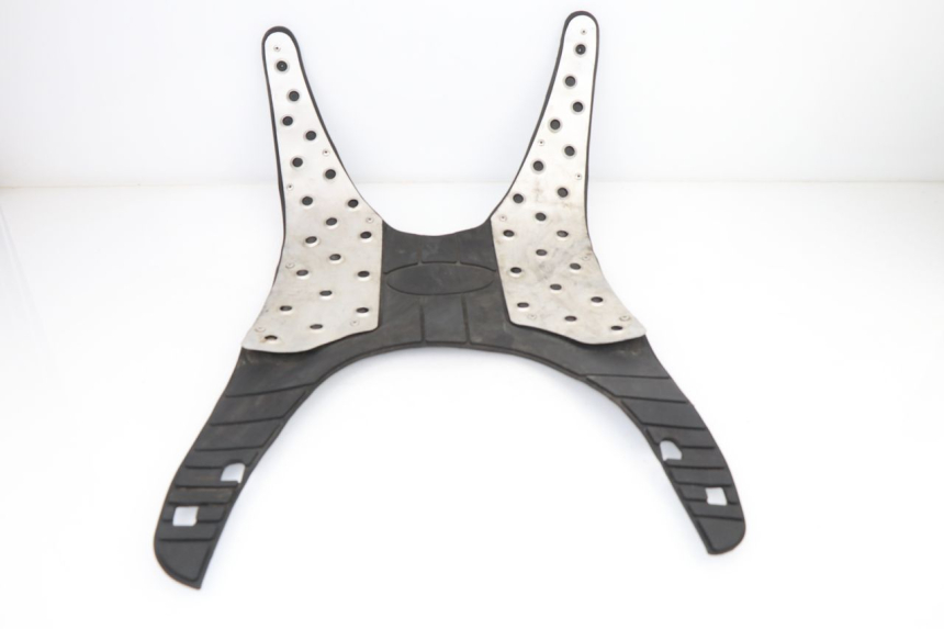 photo de TAPA REPOSAPIES GOMMA GINELLI LJ50QT 2T 50 (2009 - 2012)