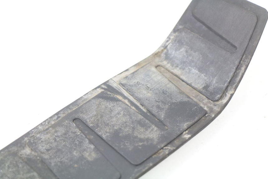 photo de ALFOMBRA PARA ESTRIBO PIAGGIO MP3 LT 400 (2007 - 2012)