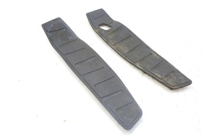 photo de ALFOMBRA DE PASO PIAGGIO MP3 RL 250 (2007 - 2010)