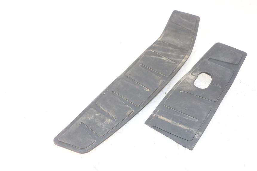 photo de ALFOMBRA DE PASO PIAGGIO MP3 RL 250 (2007 - 2010)